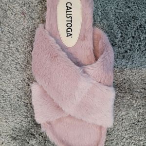Pink cross band slides with fur